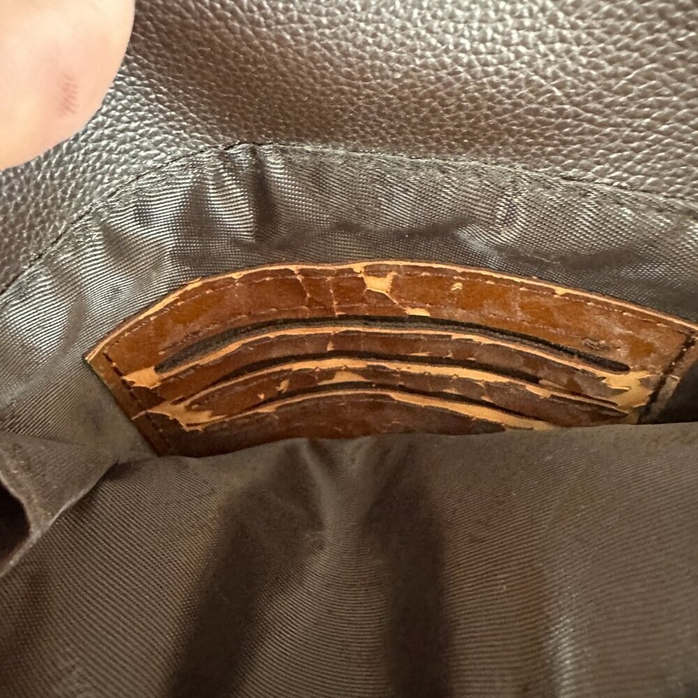 KANGAROO KINGDOM BRAND MEN LEATHER MESSENGER SHOULDER BAG, BROWN - Picture 10 of 13